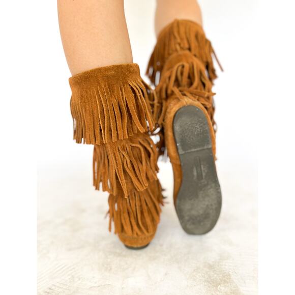 VTG Suede Fringe Moccasin Boots Boho Festival Minnetonka S7 - Picture 4 of 5